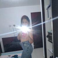 Mariana-625's Offline Chat Room