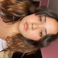 melody_j's Offline Chat Room