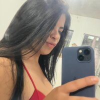 Lorraine04's Live Sex Cam Show