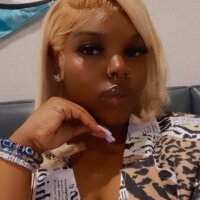 drippinwdrakoo's Offline Chat Room