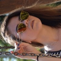 TrishaNice offline chatszobája