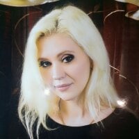 xAnabelMooreX Adlı Modelin Çevrimdışı Sohbet Odası