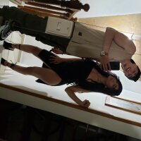 Couple-sexxo fully nude on webcam for live porn video chat