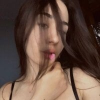 SweetsLisa model avatar