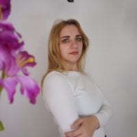SondraLokey webcam model