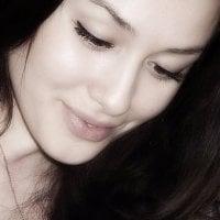 JulieKalifornication's Offline Chat Room