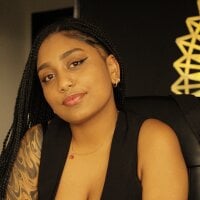 Ella_cox1's Offline Chat Room