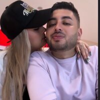 Hann_and_christopher nude on webcam for live porn video chat