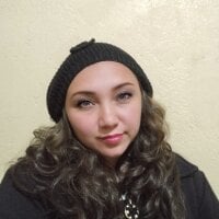 Natasha_Tessard's Offline Chat Room