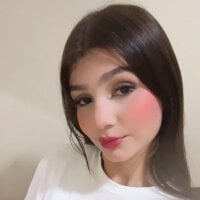 Adelain_gomezz webcam model