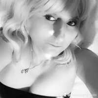 LuveableLucy's Profile Photo