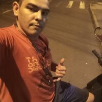 louquinho32's Offline Chat Room