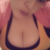 missthickness35_Pika webcam
