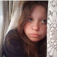 Laurajade9 model avatar