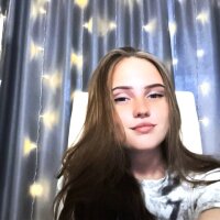 MariaHall's Offline Chat Room