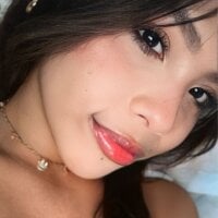 Zaphirafox_ model avatar