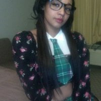 BehumbleBeYourxxxDoll's Offline Chat Room