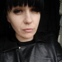 Viktoria_gold's Offline Chat Room