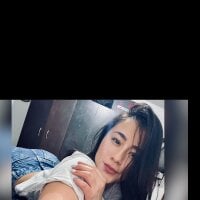 Emily_Slave28