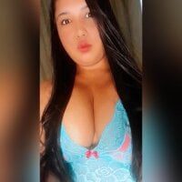 Wanessa_7's Offline Chat Room