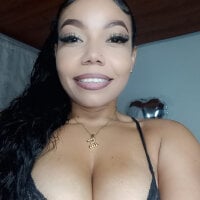 Elettrahot_ webcam model