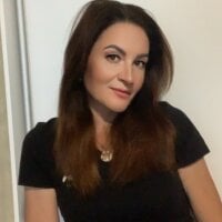 Nikol_Sunny Adlı Modelin Çevrimdışı Sohbet Odası