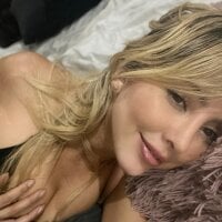 sammanthalove model avatar