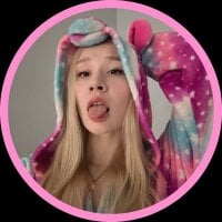 Anna_Nolaan's Profile Pic