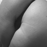 BabyBee96's Offline Chat Room