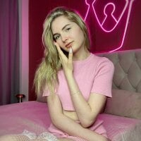 EvelineAmore webcam model