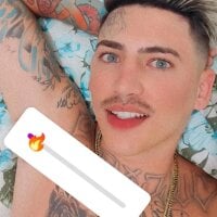 novinhotatuado's Offline Chat Room