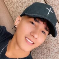 caballero1717-_-'s Offline Chat Room