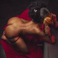 Freaky_fairy's Offline Chat Room