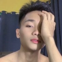 Petite_HugeCock webcam