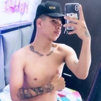 leo_hot19