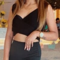 Indian_cutipie_kushi69's Offline Chat Room