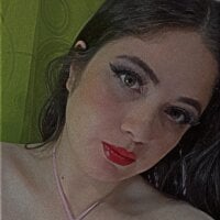 KrystalAdams webcam model