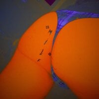 xxxmonexxx's Offline Chat Room