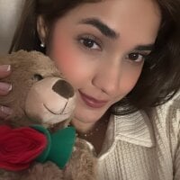CuteeRose's Avatar Pic