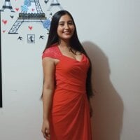 sharoll1198_'s Offline Chat Room