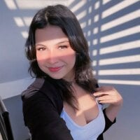 Tiffanny_Lee's Offline Chat Room