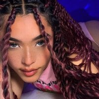 Crystal_Dluna webcam