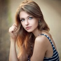 غرفة دردشة Alina_James دون اتصال