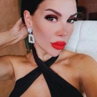 Mia_Fet Chat Room offline