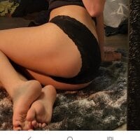Feetanallover666 webcam