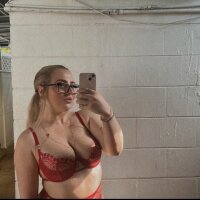 Offline chatovací místnost charleewoodxxxx