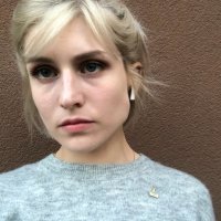 StunningMia's Offline Chat Room