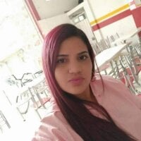 Offline chatovací místnost shelene_hot26