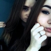 SweetCoupleGirls' Offline Chat Room