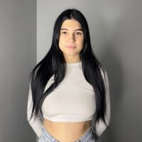 BrittDutch's Offline Chat Room